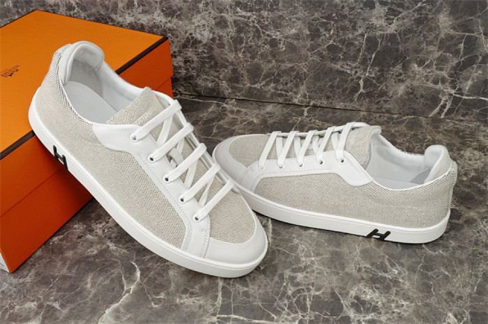H**me5 Sneaker