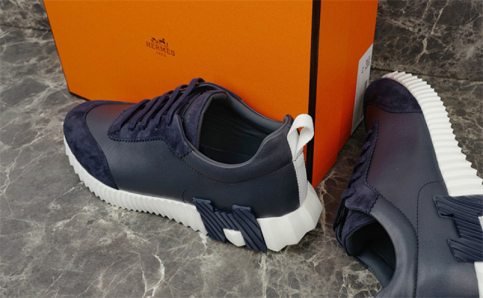 H**me5 Sneaker