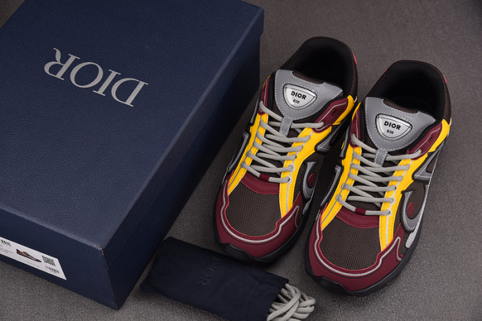 D10R B30 SNEAKER