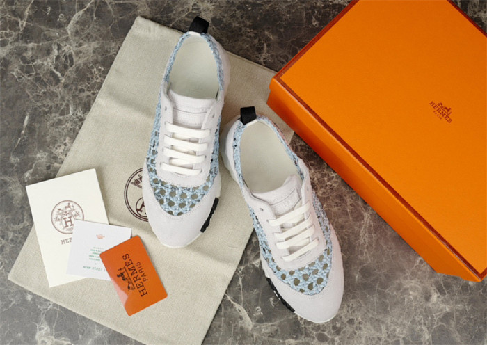 H**me5 Sneaker