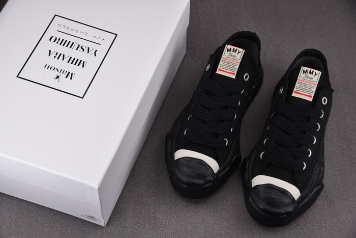 Ma1s0n MIHARA YASUHIRO SNEAKER