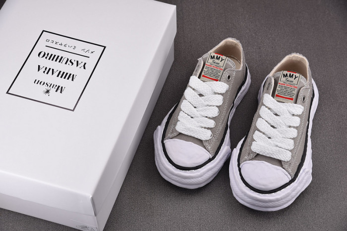 Ma1s0n MIHARA YASUHIRO SNEAKER