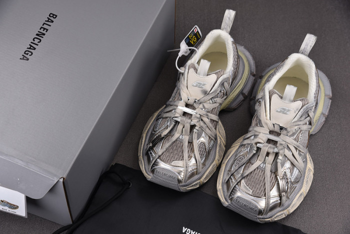 BLCG 3XL SNEAKER 825601 W3XCH 9191