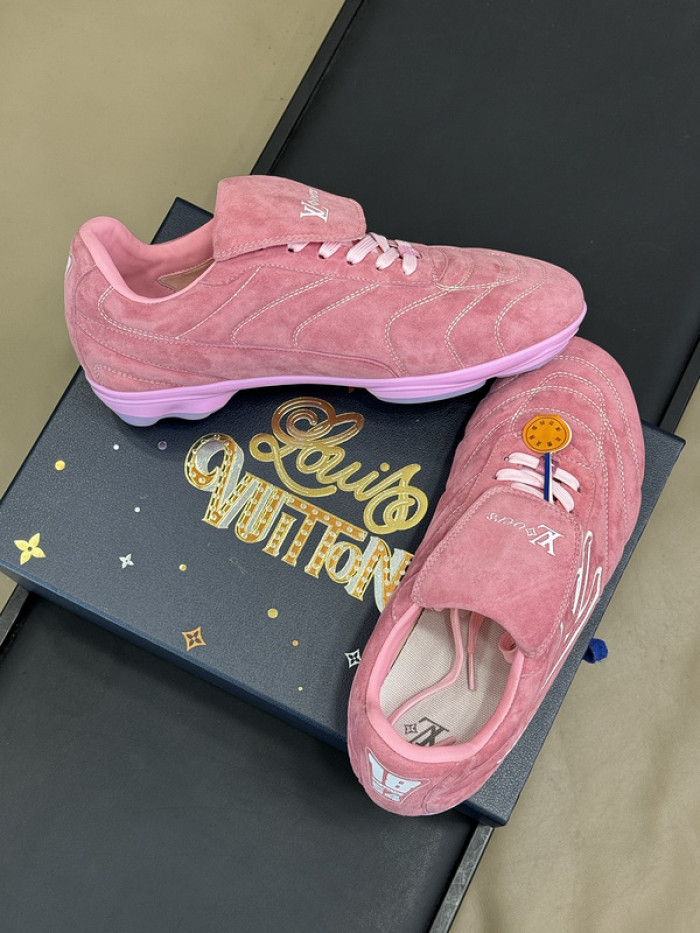Lou1su1tt Footprint Soccer Pink
