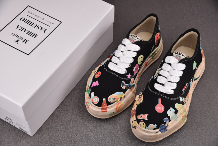 Ma1s0n MIHARA YASUHIRO SNEAKER