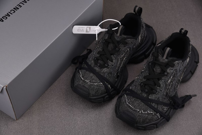 BLCG 3XL SNEAKER 734734 WTSAX 1000