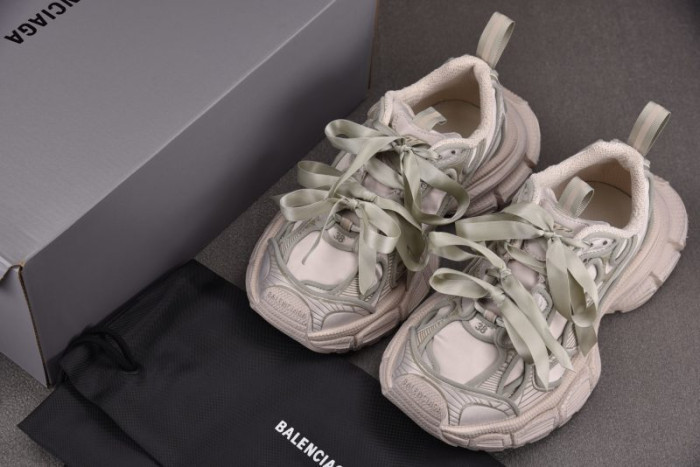 BLCG 3XL SNEAKER 734731 W3XSB 9200