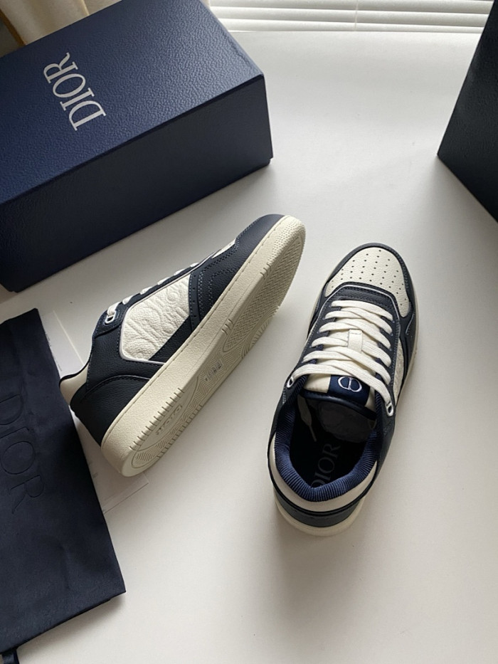 D10R B27 Sneaker