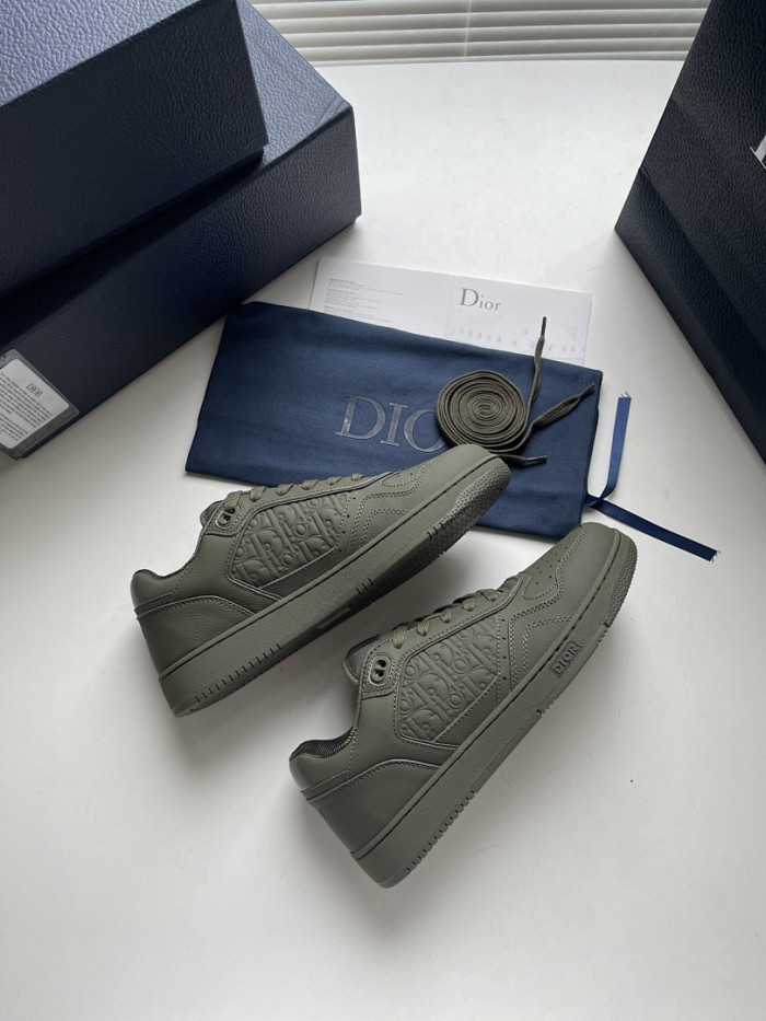 D10R B27 Sneaker