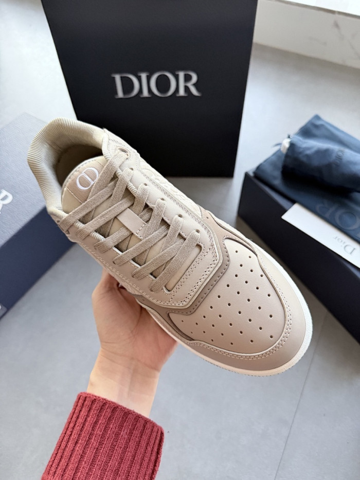 D10R B27 Sneaker