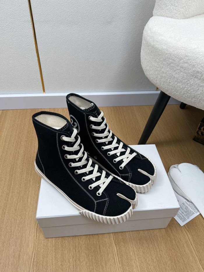 Ma1s0n Marg*e1a Tabi High Top