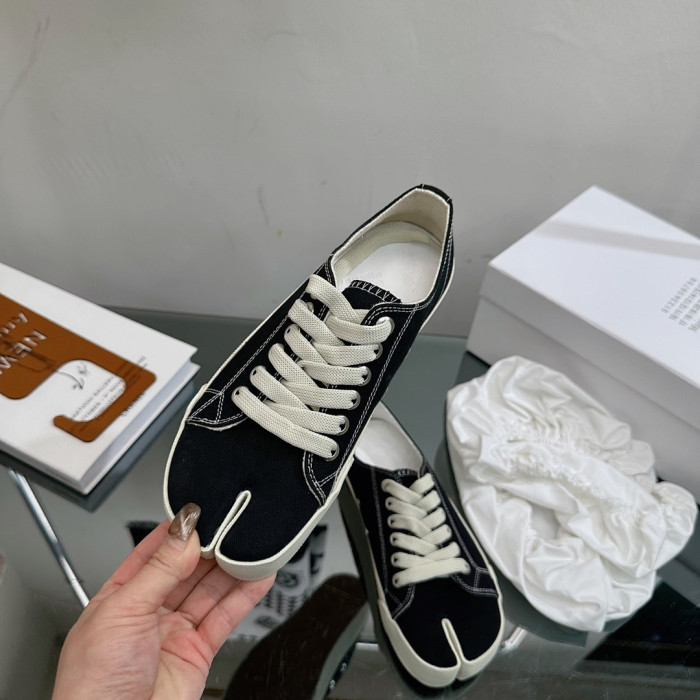 Ma1s0n Marg*e1a Tabi Low Top