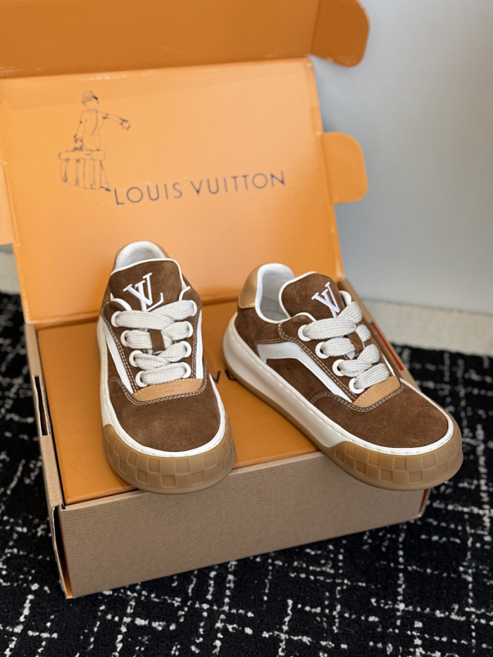 Lou1su1tt Tilted Sneaker