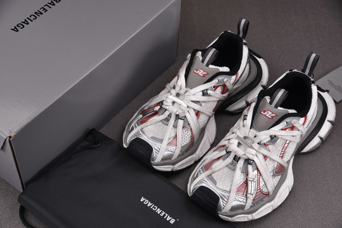 BLCG 3XL SNEAKER 825601 W3XCH 1161