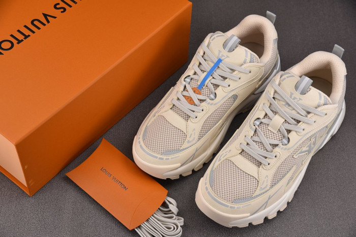Lou1su1tt Tatic Runner Sneaker