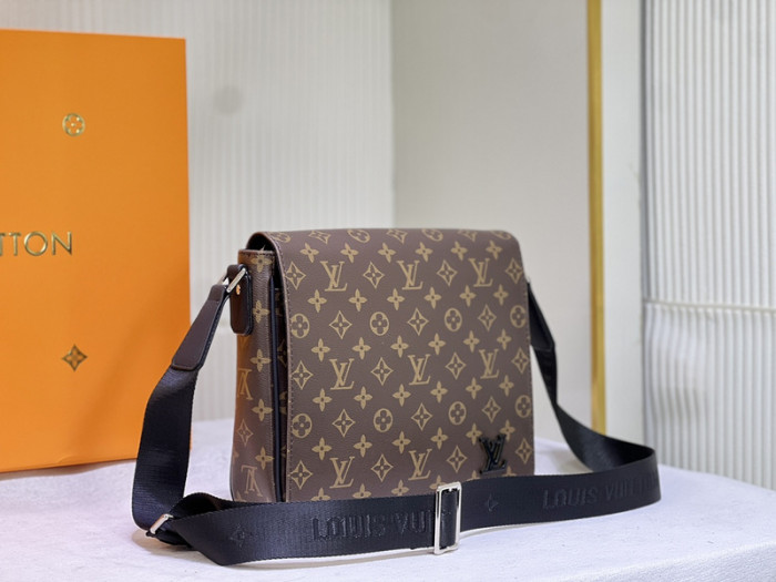 Lou1su1tt BAG