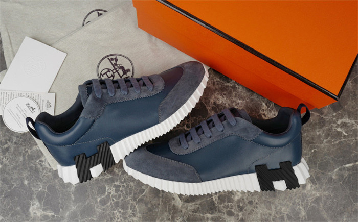 H**me5 Sneaker