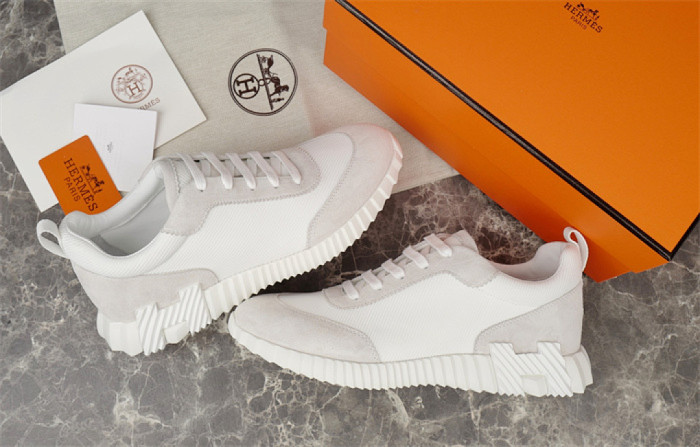 H**me5 Sneaker