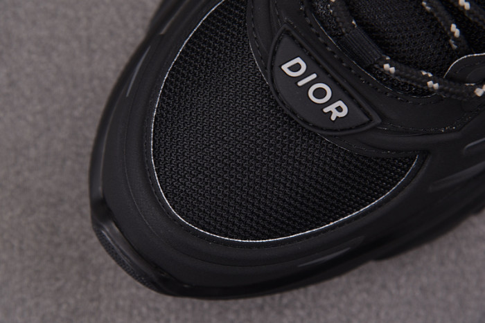 D10R B44 Blade Black
