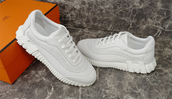 H**me5 Sneaker