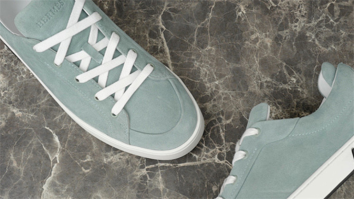 H**me5 Sneaker