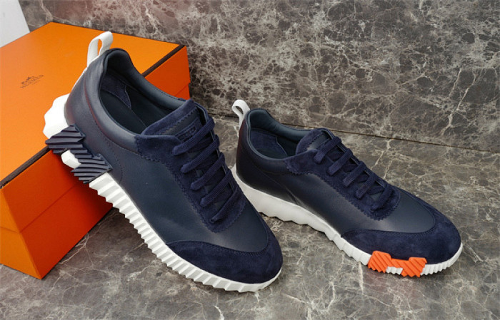 H**me5 Sneaker