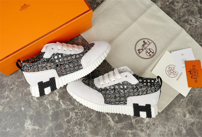 H**me5 Sneaker