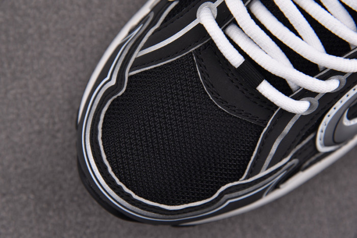 D10R B30 SNEAKER
