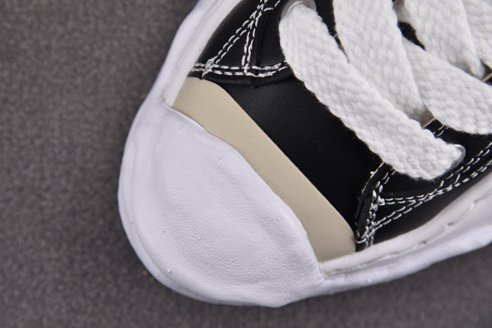 Ma1s0n MIHARA YASUHIRO SNEAKER