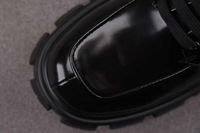 PRA shoes