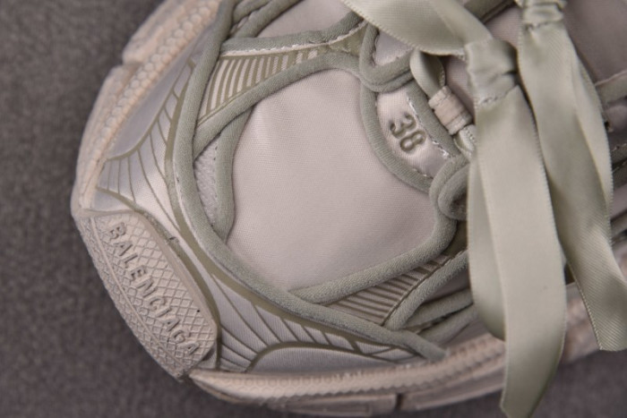 BLCG 3XL SNEAKER 734731 W3XSB 9200