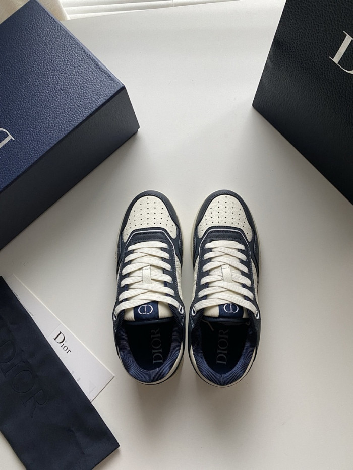 D10R B27 Sneaker
