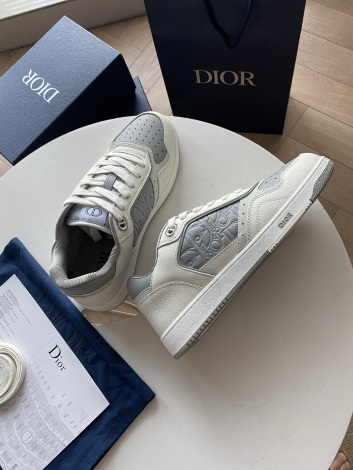 D10R B27 Sneaker