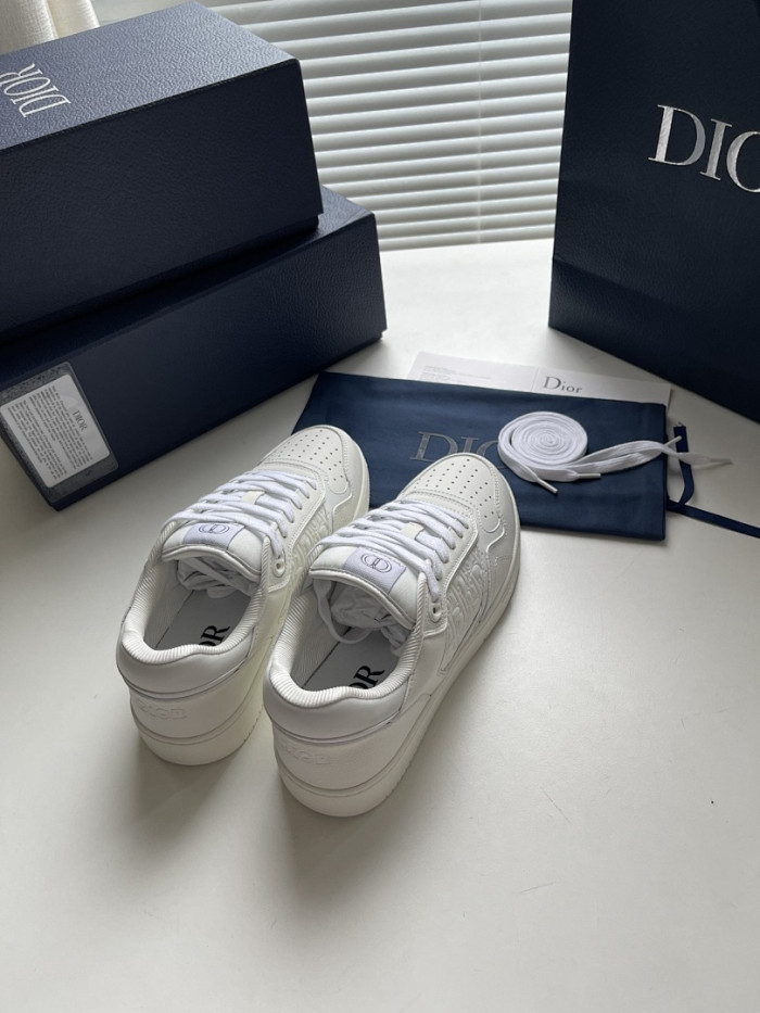 D10R B27 Sneaker