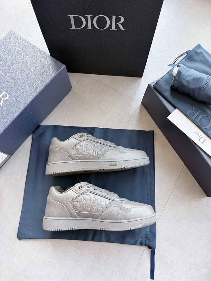 D10R B27 Sneaker