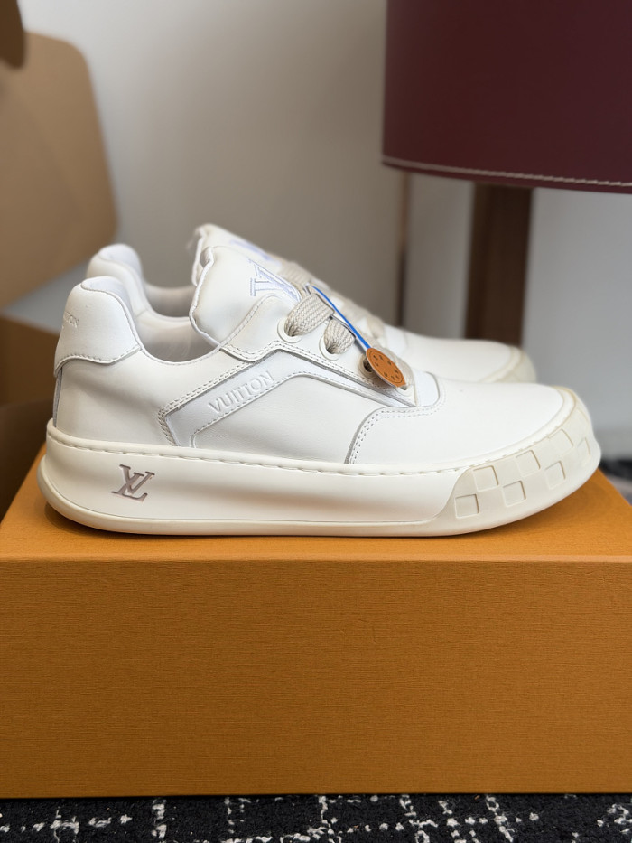 Lou1su1tt Tilted Sneaker