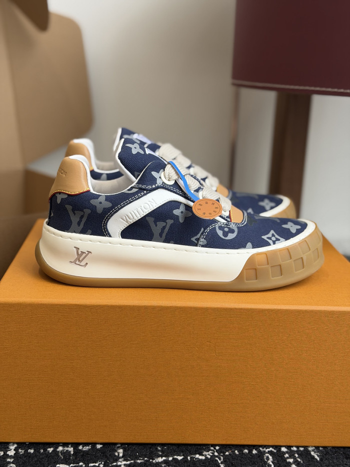 Lou1su1tt Tilted Sneaker