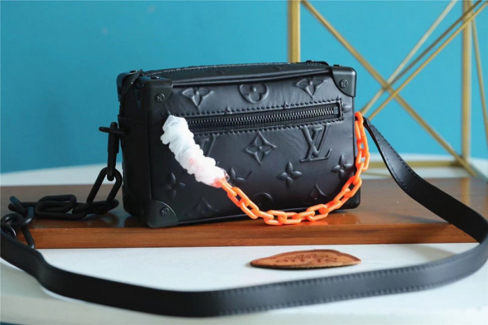 Lou1su1tt BAG