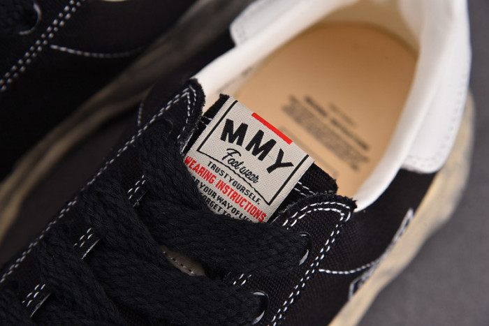 Ma1s0n MIHARA YASUHIRO SNEAKER