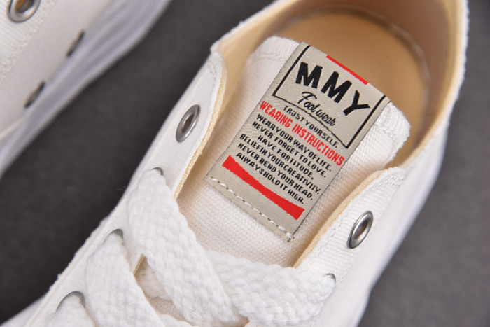 Ma1s0n MIHARA YASUHIRO SNEAKER