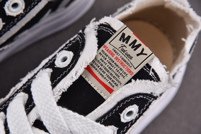 Ma1s0n MIHARA YASUHIRO SNEAKER