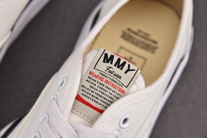 Ma1s0n MIHARA YASUHIRO SNEAKER