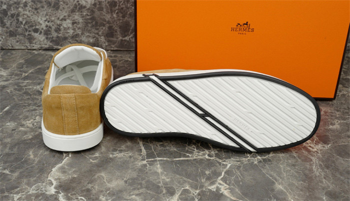 H**me5 Sneaker