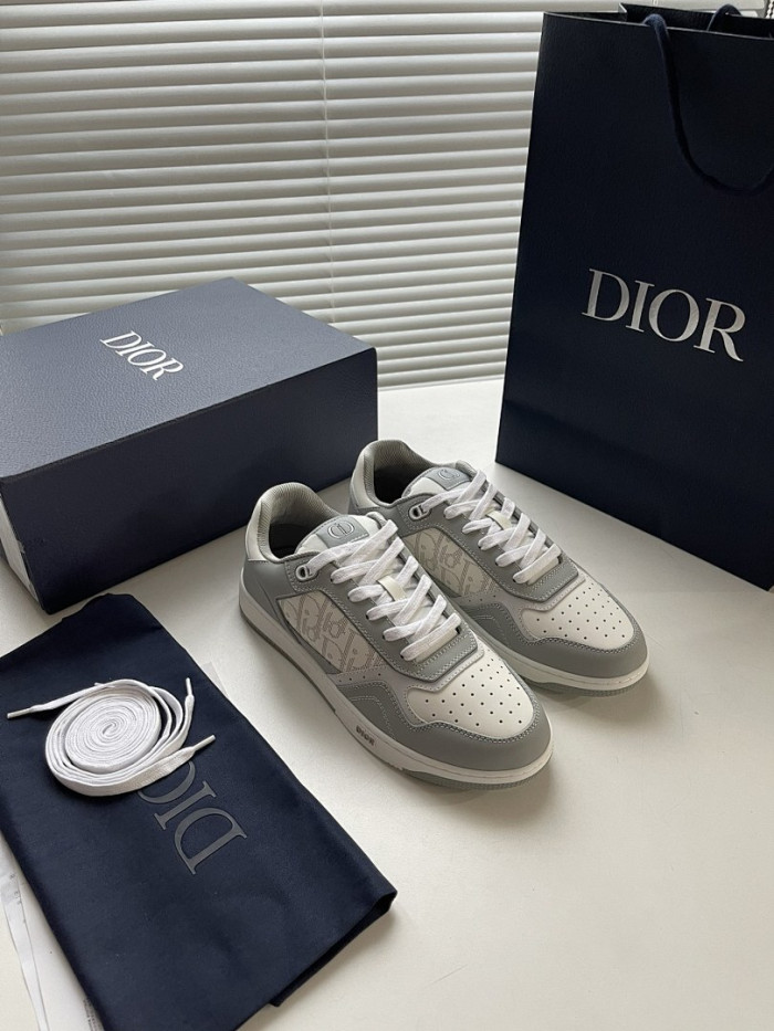 D10R B27 Sneaker