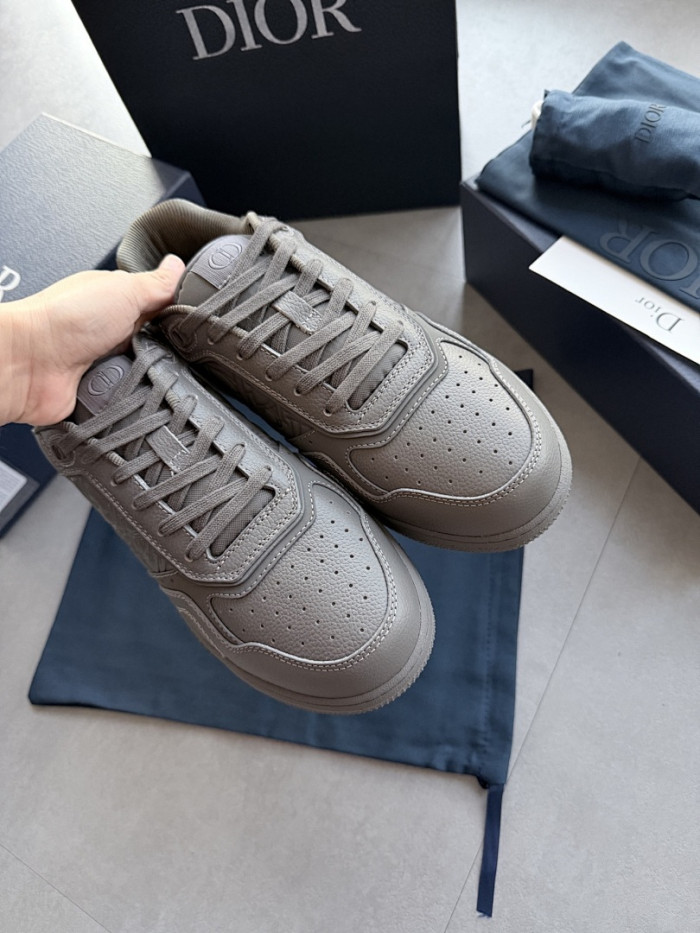 D10R B27 Sneaker