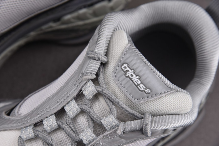 BLCG Sneaker Triple.s.2 865851 WTR2G 1800