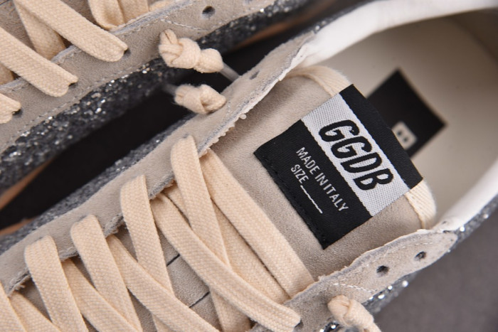GGDB Low-Top Shoes