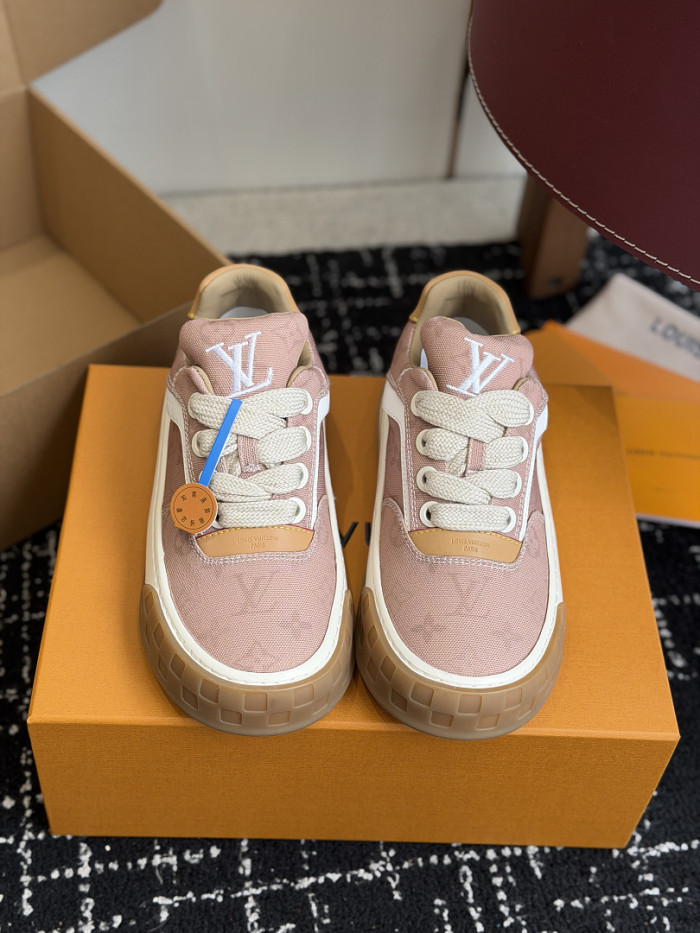 Lou1su1tt Tilted Sneaker