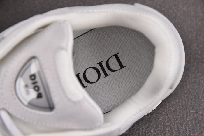D10R B30 SNEAKER