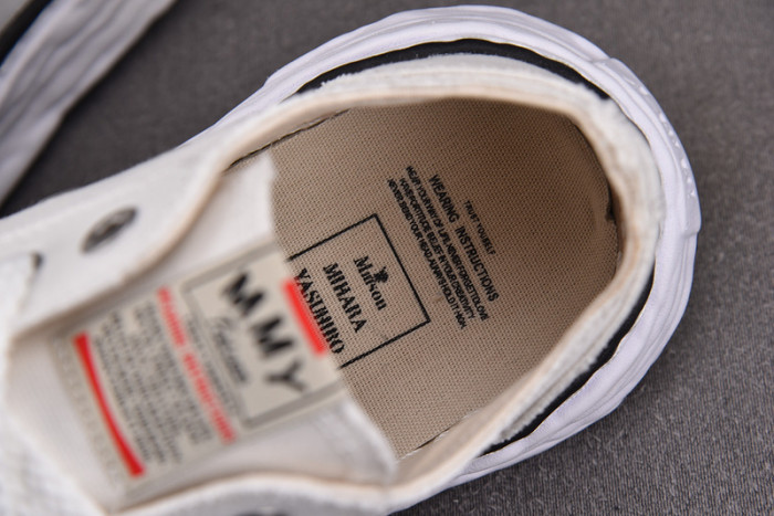 Ma1s0n MIHARA YASUHIRO SNEAKER